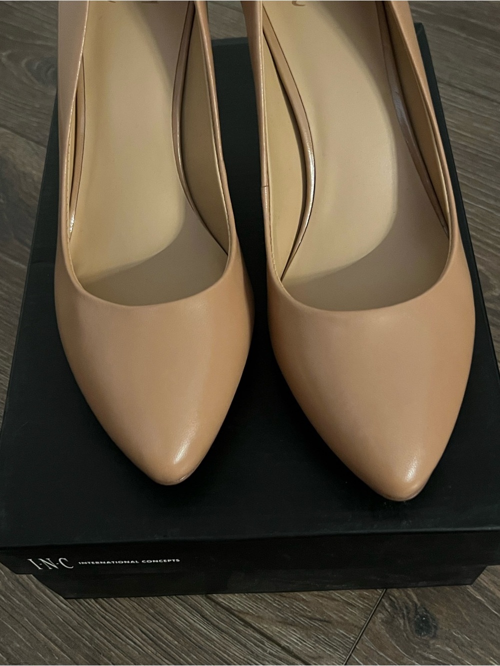 INC International Concepts Tan Pointed-Toe Leather Pumps